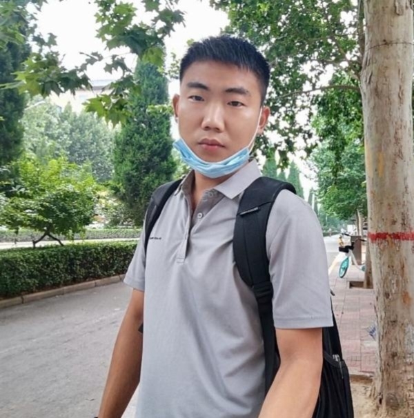90年男征婚的第一张照片--石家庄闪婚服务中心