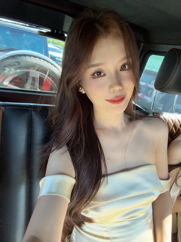 林林的第二张照片--石家庄闪婚服务中心